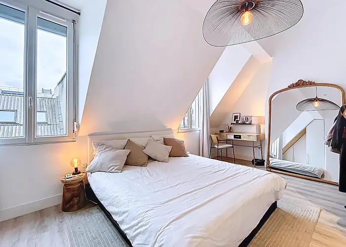Splendid Loft Near Beaubourg شقة