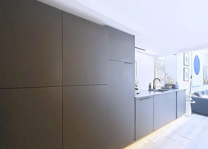 Splendid Loft Near Beaubourg Apartment